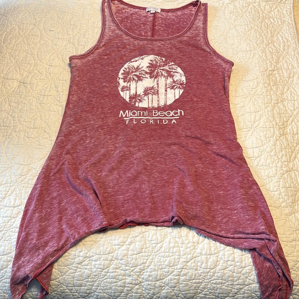 Miami Beach Tank. Red, Size Large.